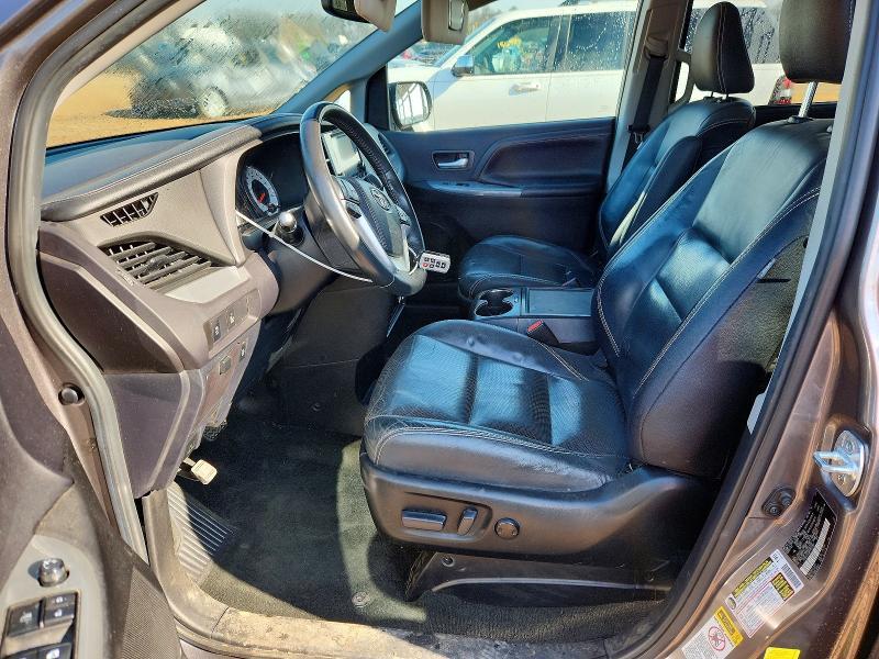 2017 Toyota Sienna se