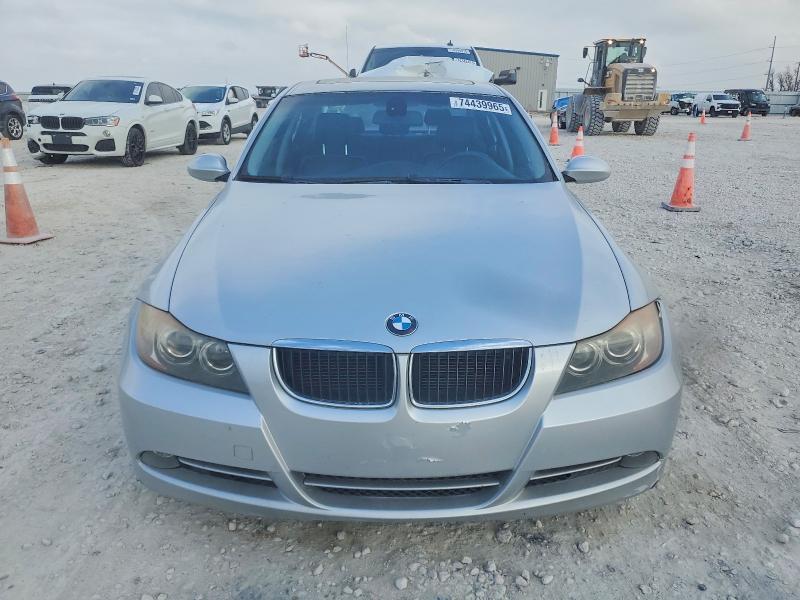 2006 BMW 330 i