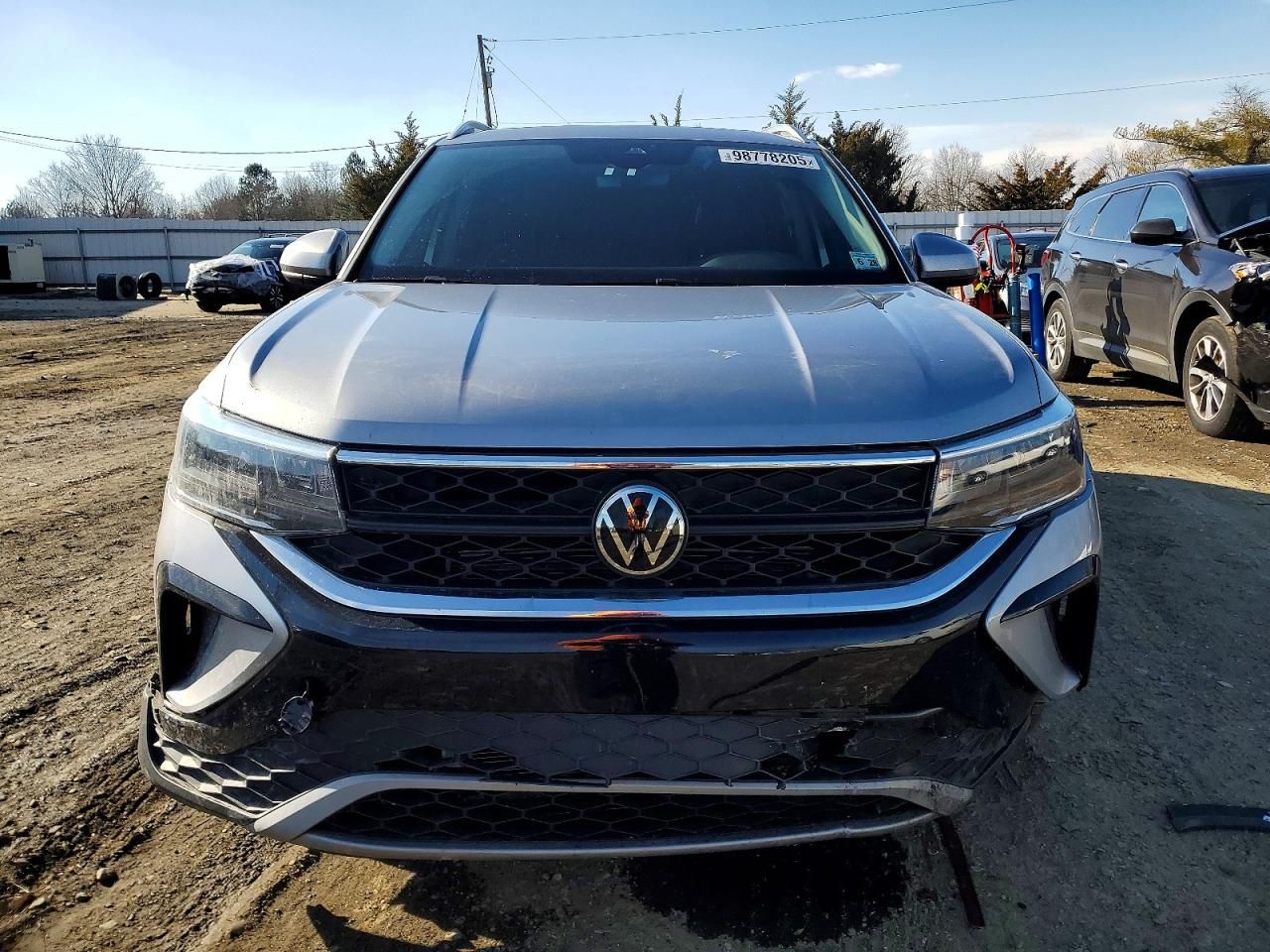 2023 Volkswagen Taos se