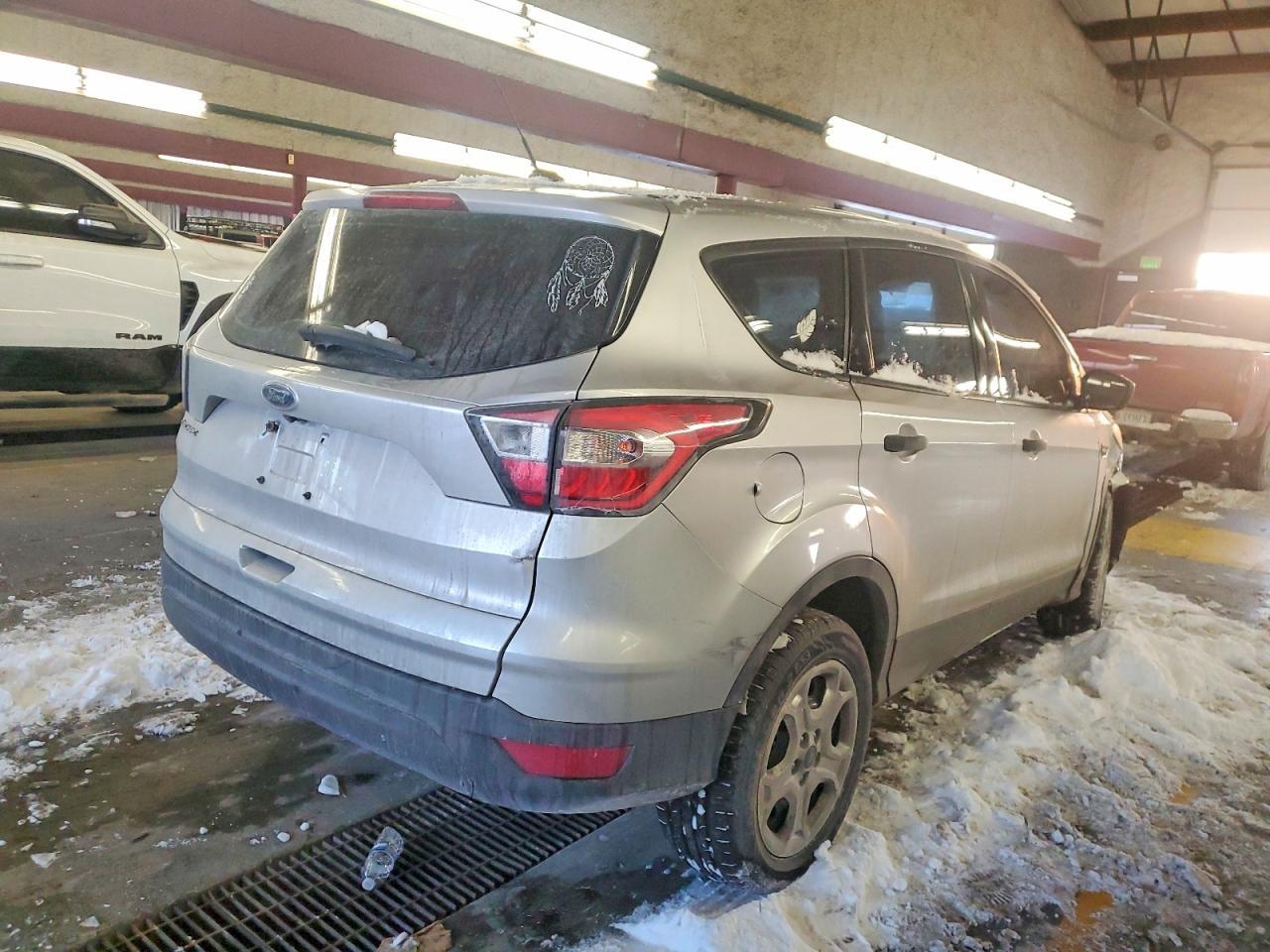 2017 Ford Escape s