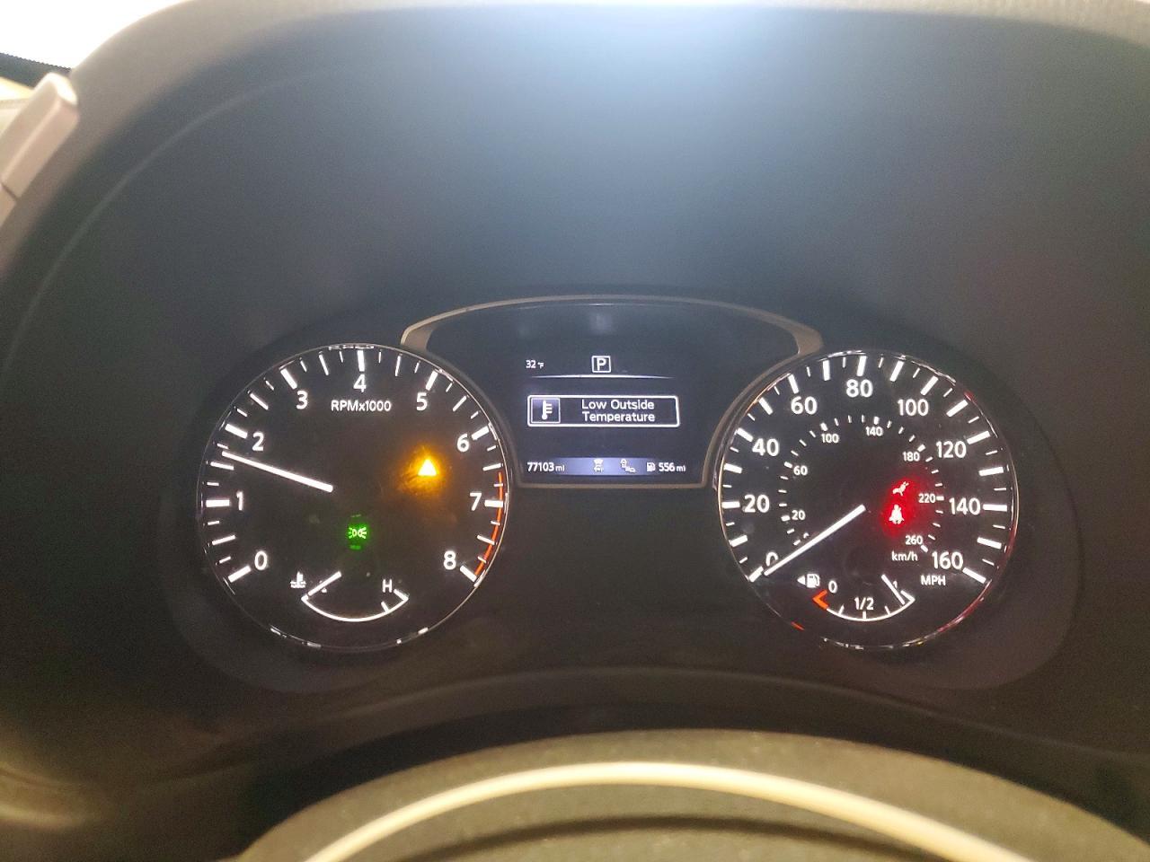 2019 Nissan Pathfinder sv