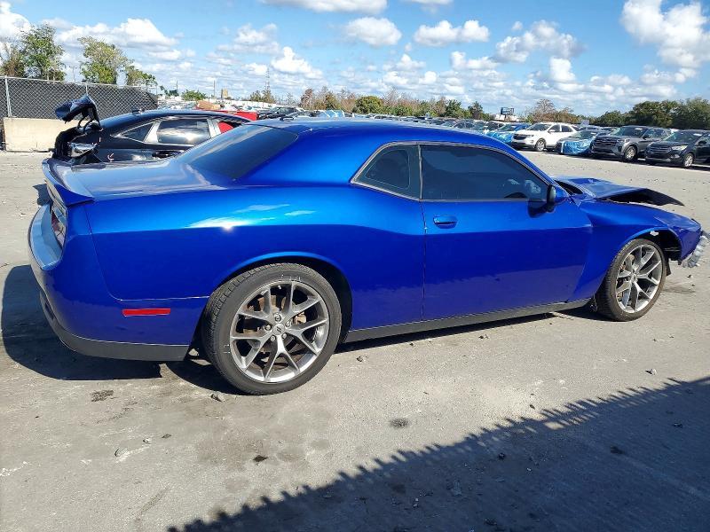 2022 Dodge Challenger gt