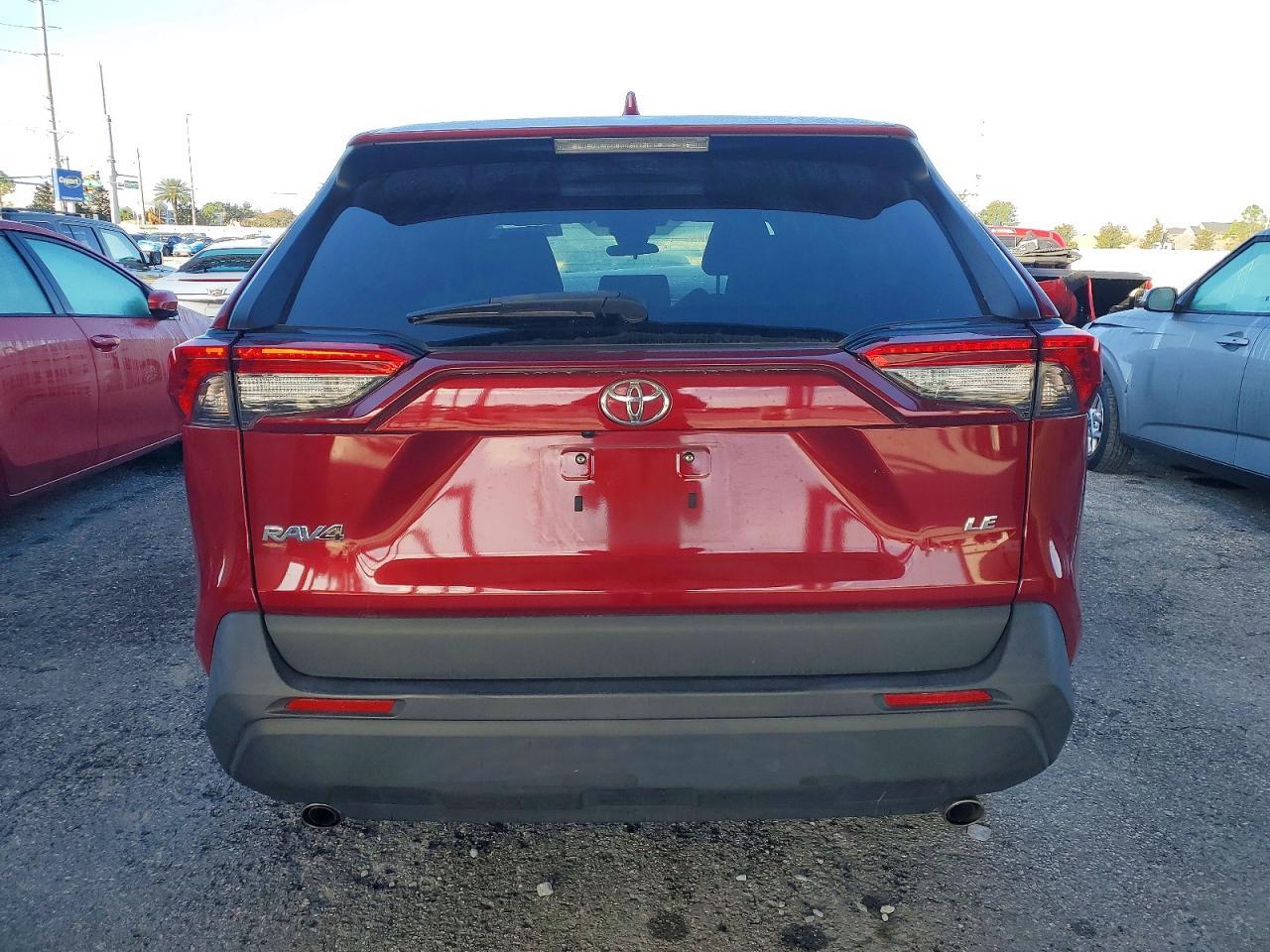 2022 Toyota Rav4 le
