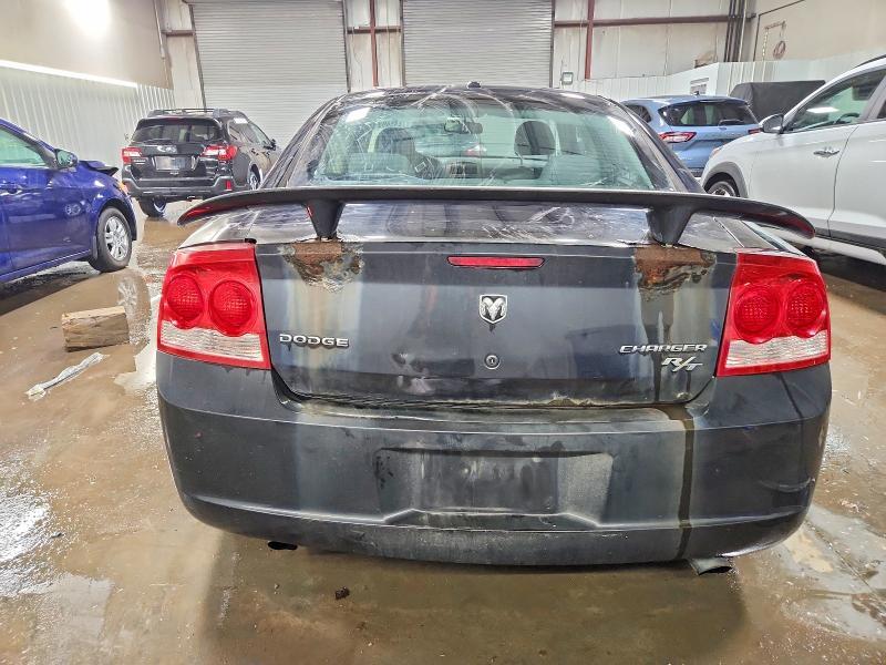 2010 Dodge Charger r