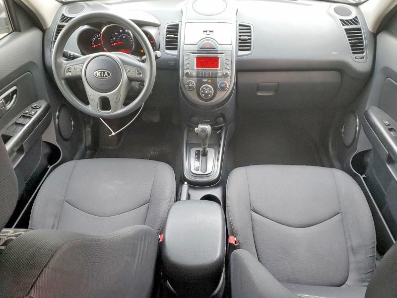 2010 KIA Soul +