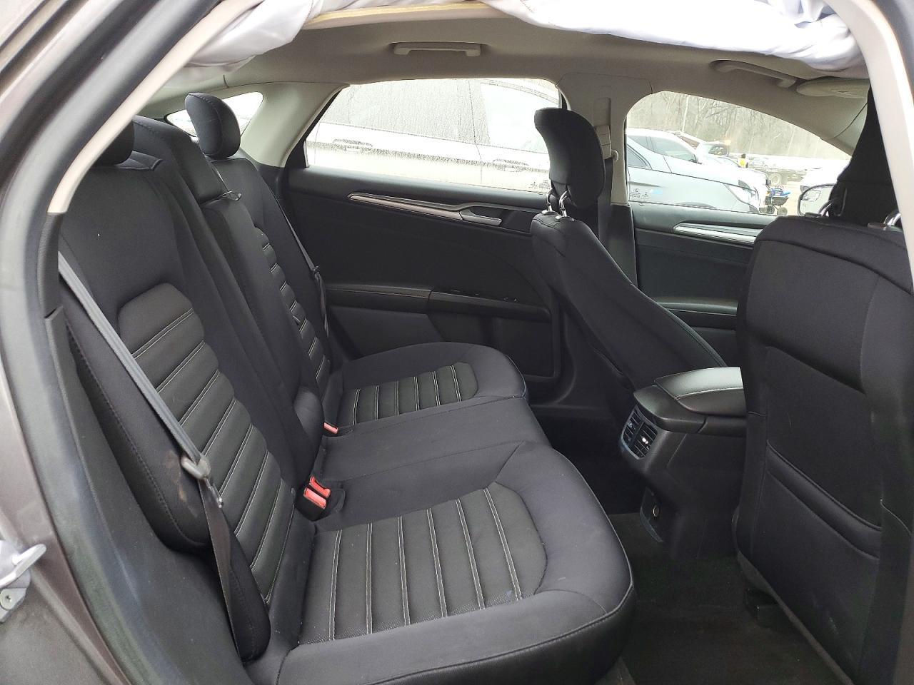 2014 Ford Fusion se