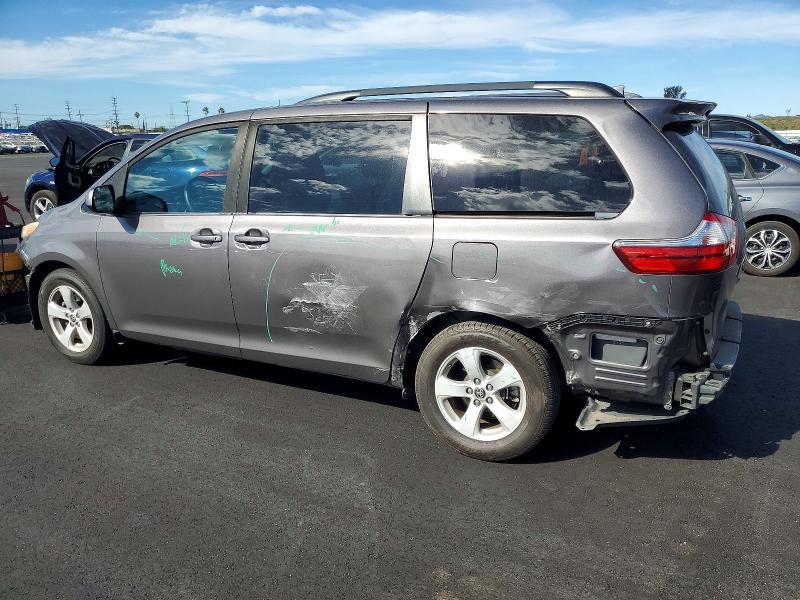 2020 Toyota Sienna le