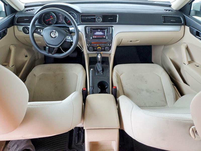 2017 Volkswagen Passat s