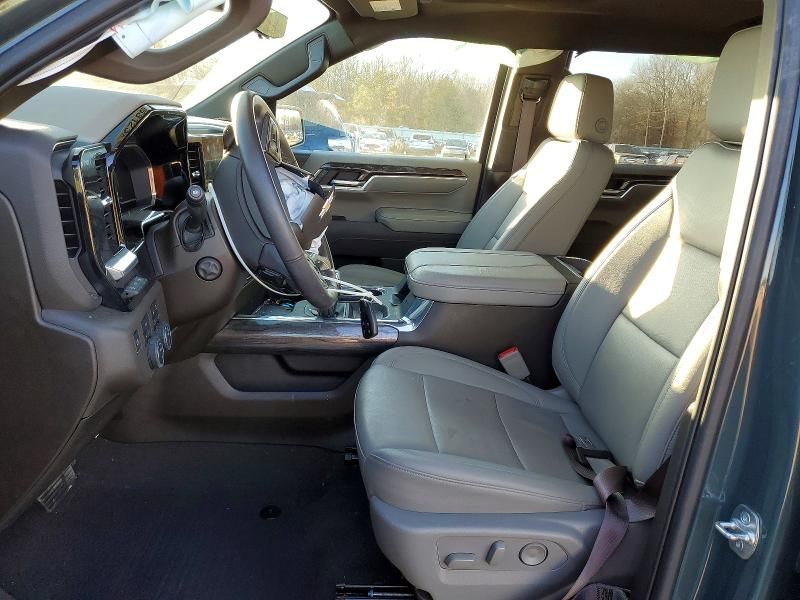 2025 Chevrolet Silverado K1500 ltz