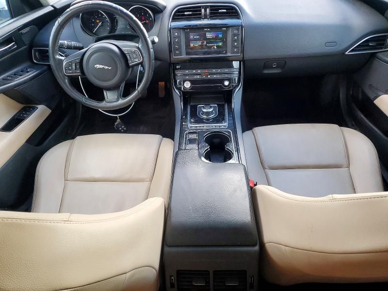 2017 Jaguar Xe Premium