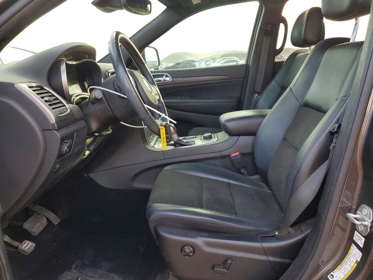 2020 Jeep Grand Cherokee Laredo