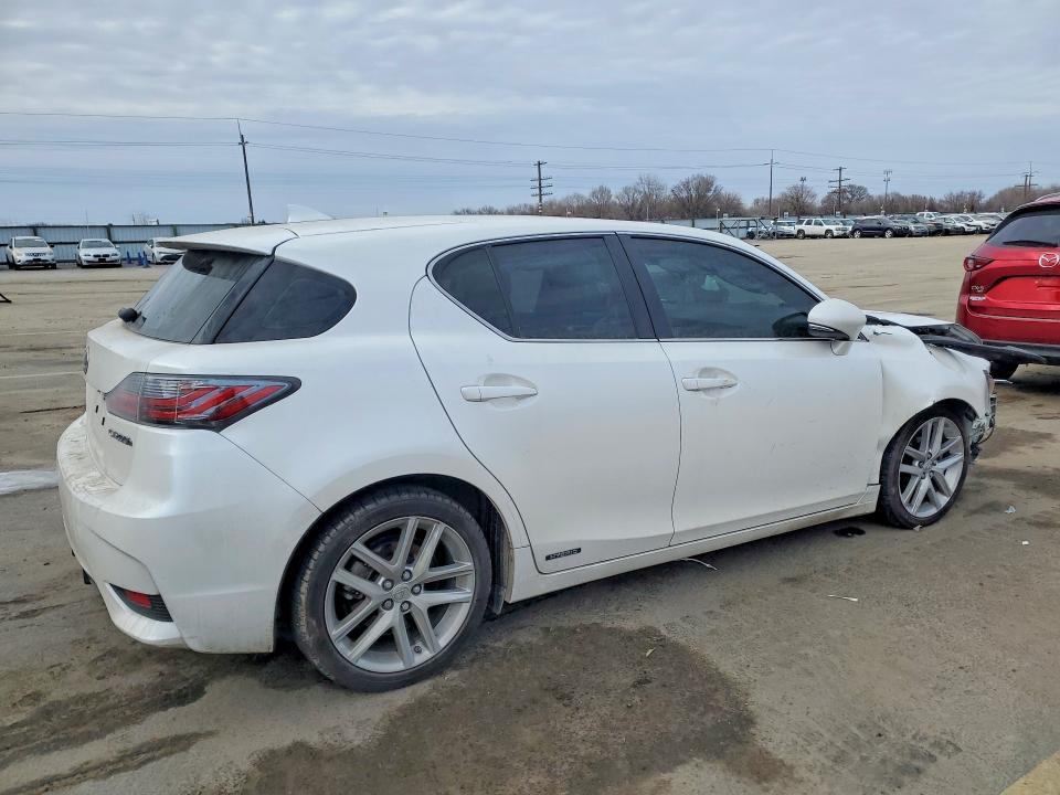 2016 Lexus Ct 200h Base