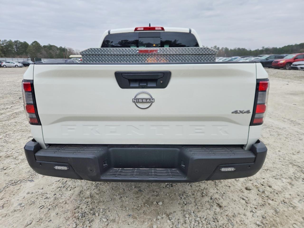 2025 Nissan Frontier S