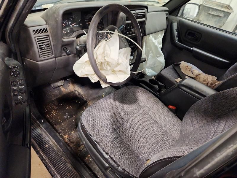 2001 Jeep Cherokee Sport