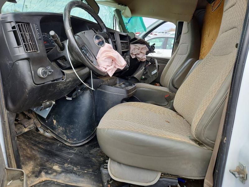 2020 GMC Savana G3500