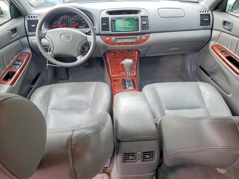 2006 Toyota Camry le