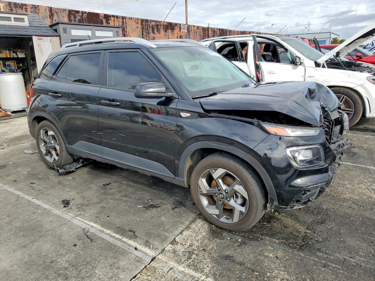 2024 Hyundai Venue sel