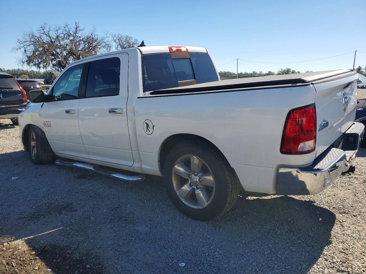 2017 Dodge Ram 1500 slt