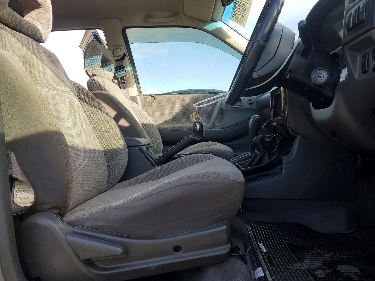 1998 Isuzu Trooper