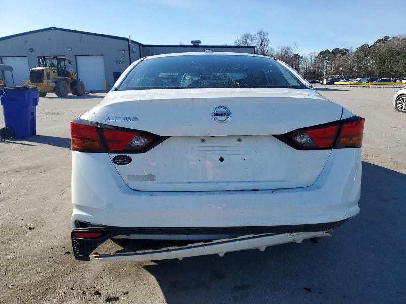 2020 Nissan Altima s