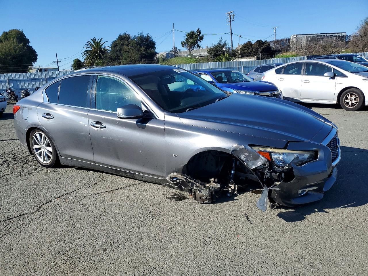 2015 Infiniti Q50 Base
