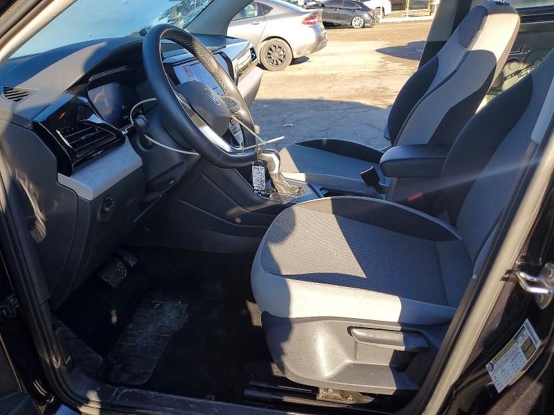 2024 Volkswagen Taos s