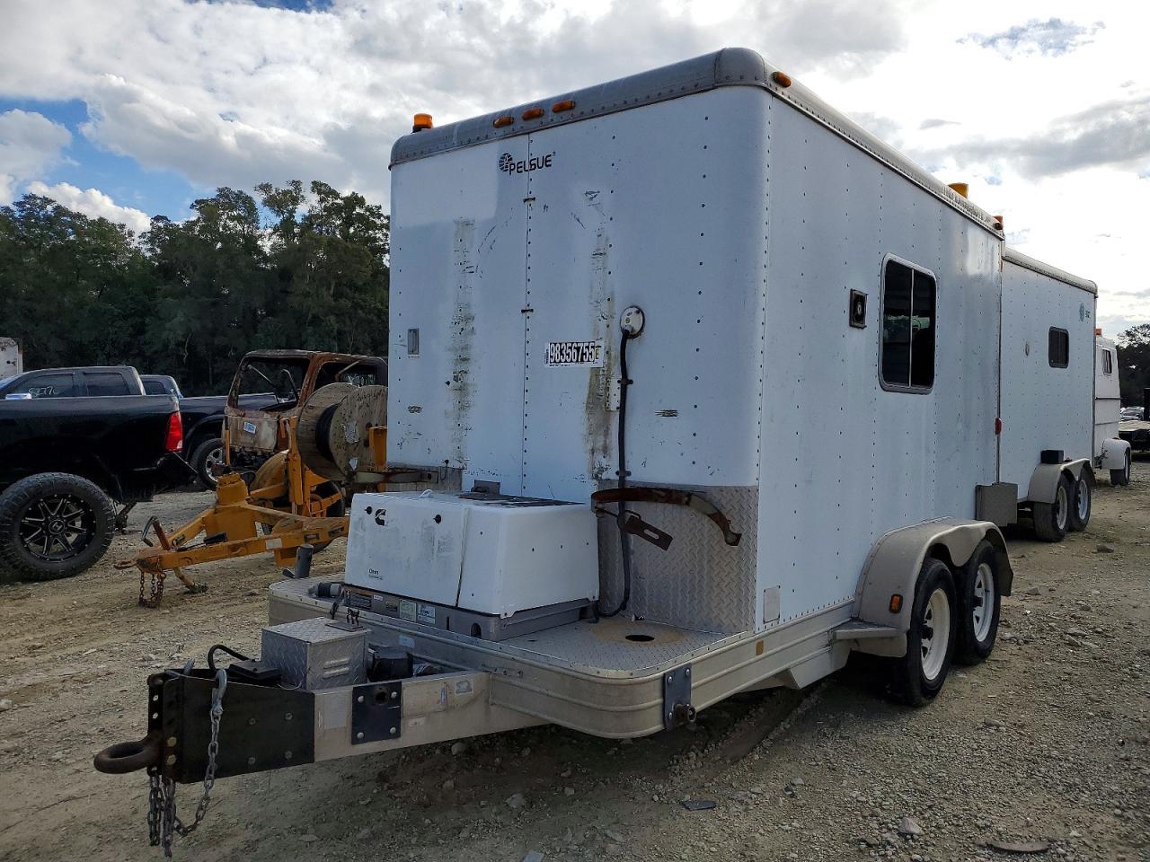 2000 Feathrlite 2000 Featherlite Fiber Optic Splcling Trailer