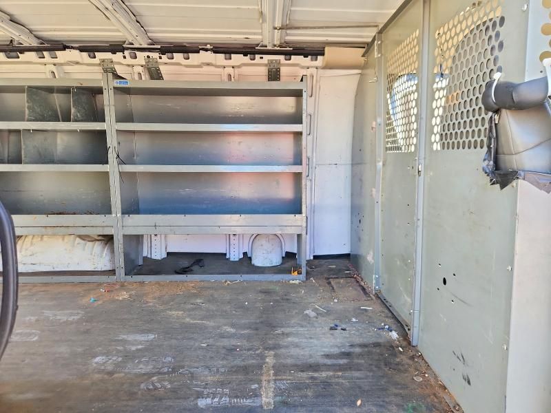 2004 Chevrolet Express 2500 Delivery Van