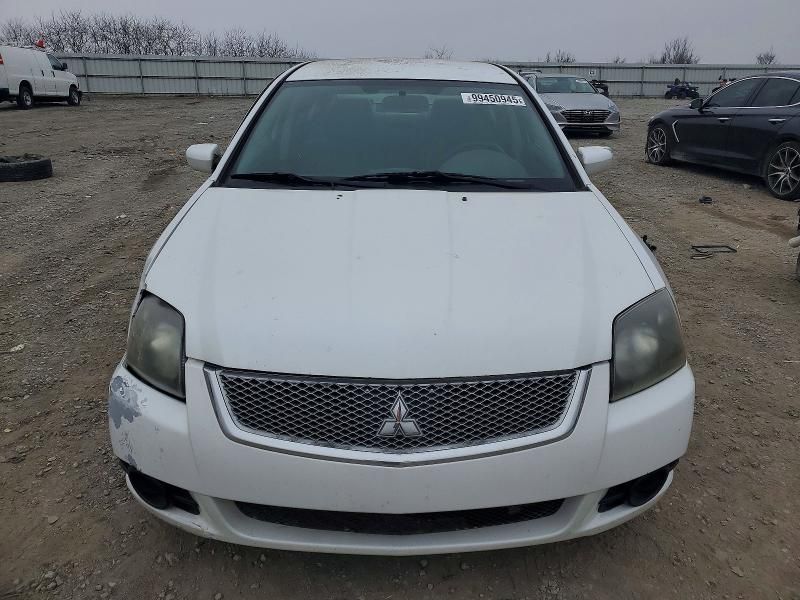 2011 Mitsubishi Galant fe