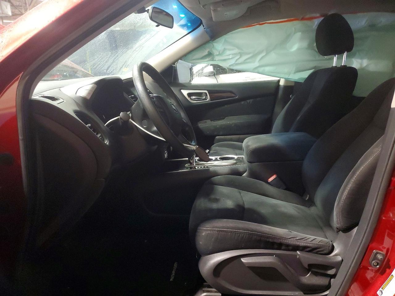 2015 Nissan Pathfinder s