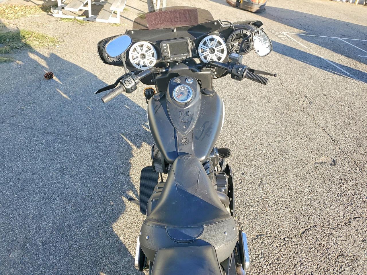 2019 Indian Motorcycle Co. Chief Dark Horse