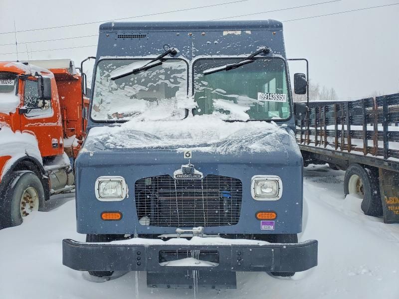 2020 Freightliner Mt 45G Delivery Truck