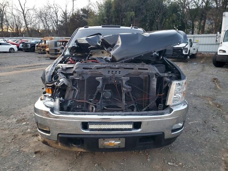 2013 Chevrolet Silverado K3500 LTZ