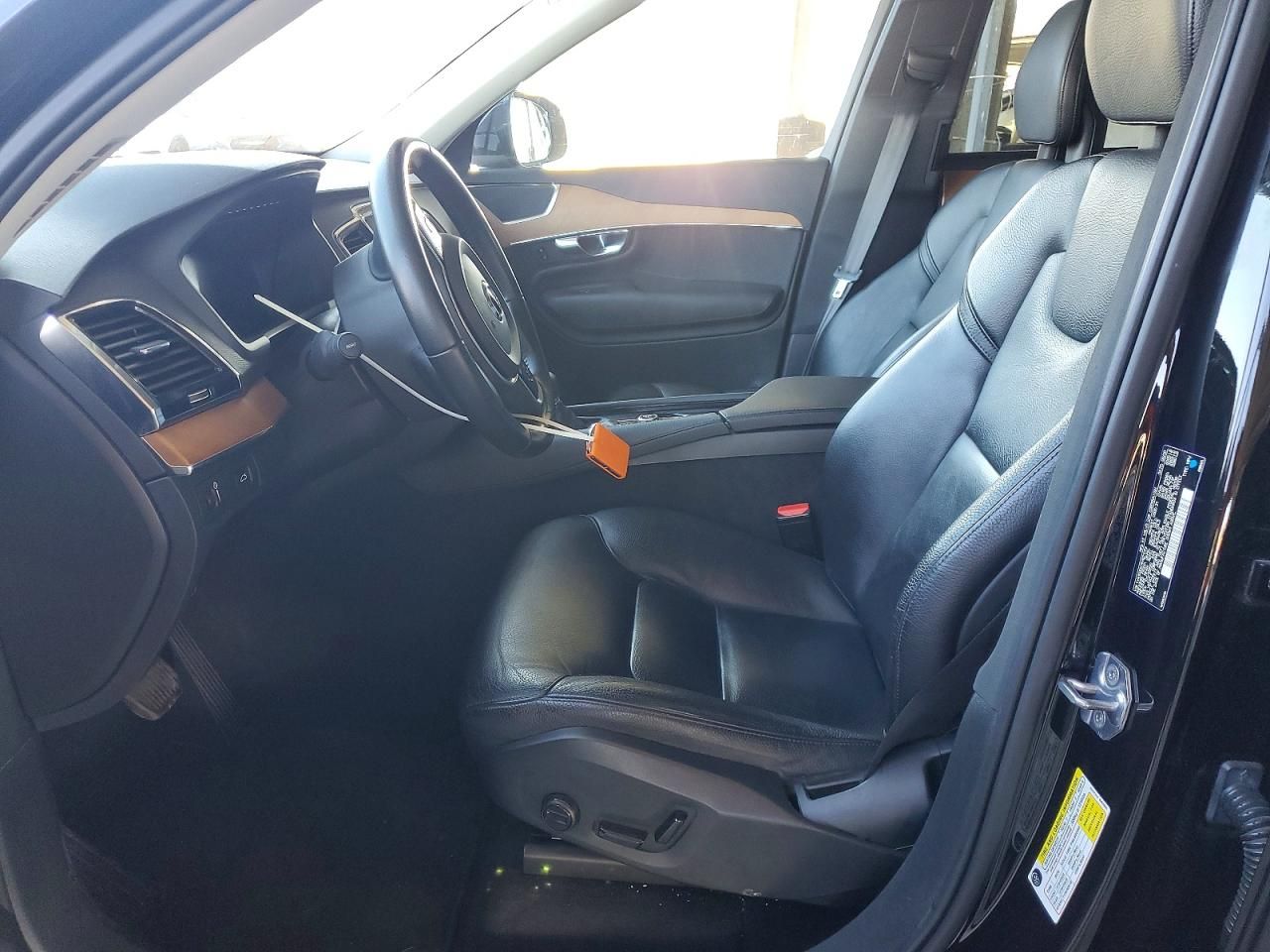 2021 Volvo Xc90 T5 Momentum