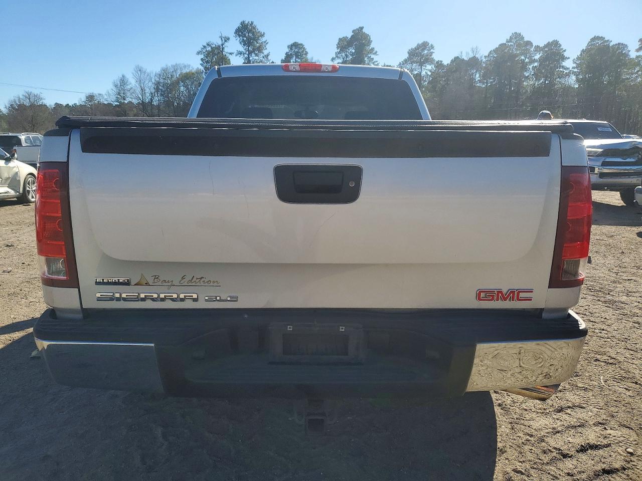 2011 GMC Sierra C1500 SLE
