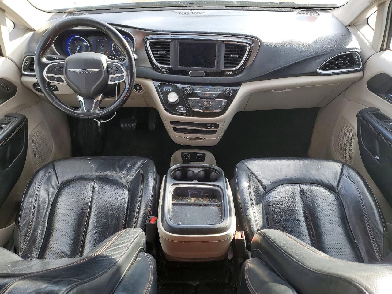 2020 Chrysler Pacifica Touring l