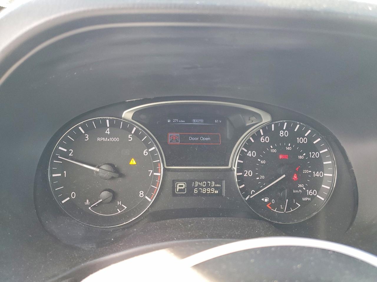 2014 Nissan Pathfinder s