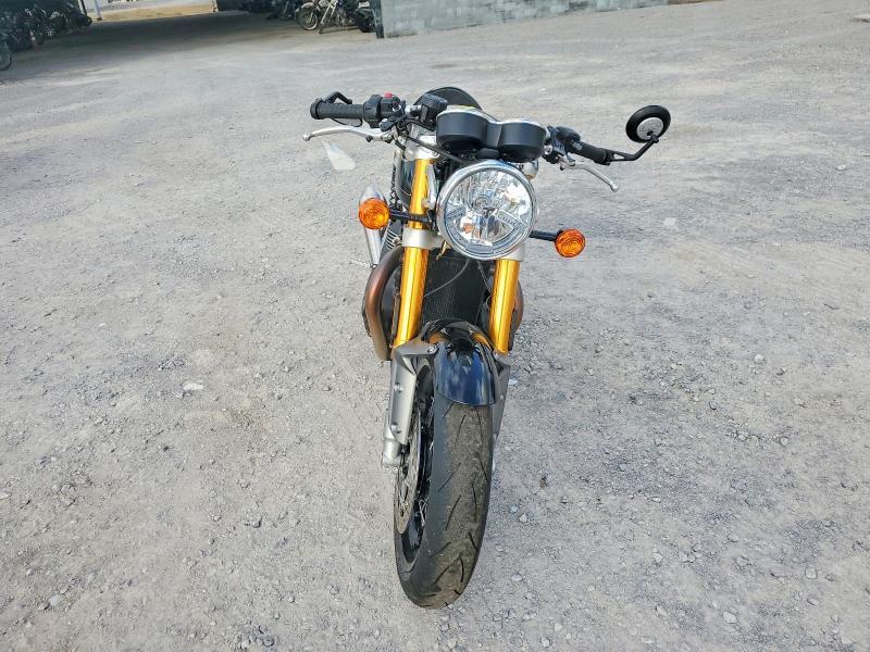 2025 Triumph Thruxton RS