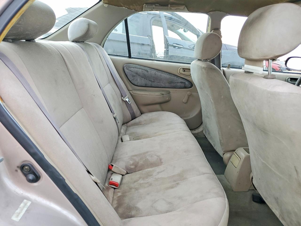2000 Toyota Corolla