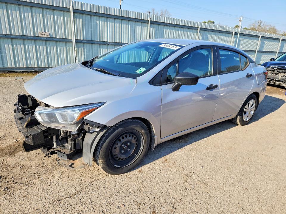 2020 Nissan Versa s