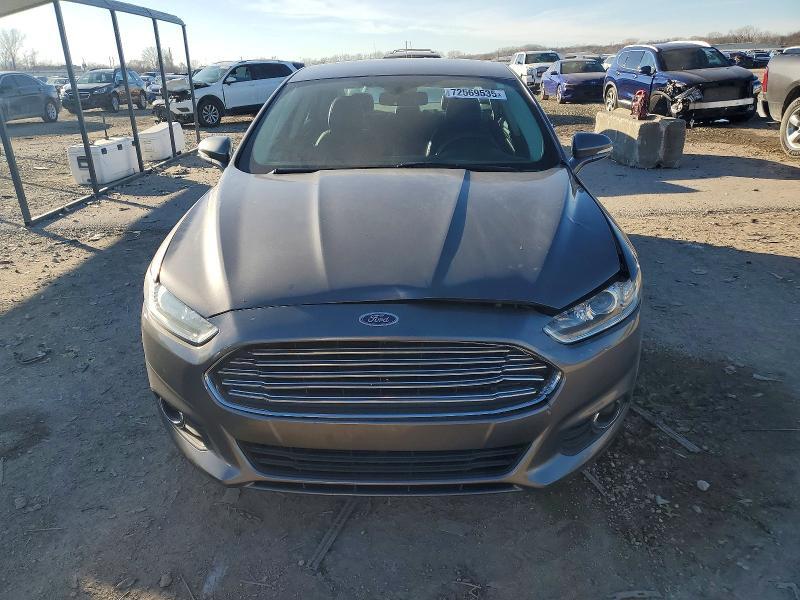 2014 Ford Fusion se