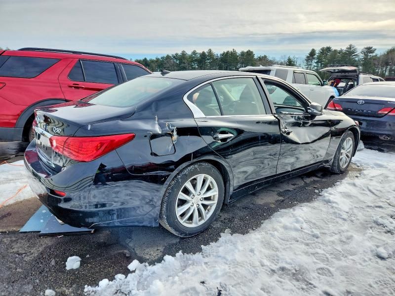 2015 Infiniti Q50 Base
