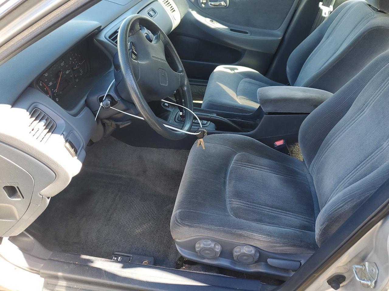 1999 Honda Accord lx