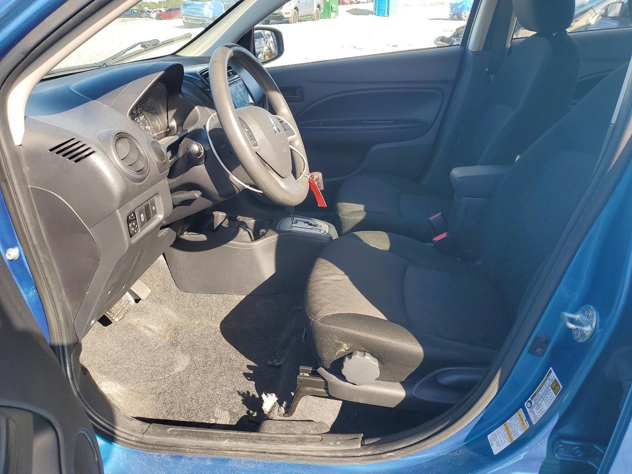2022 Mitsubishi Mirage es