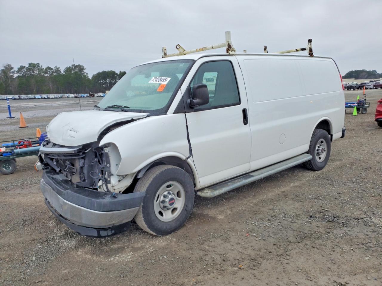 2017 GMC Savana 2500 Utility / Service Van