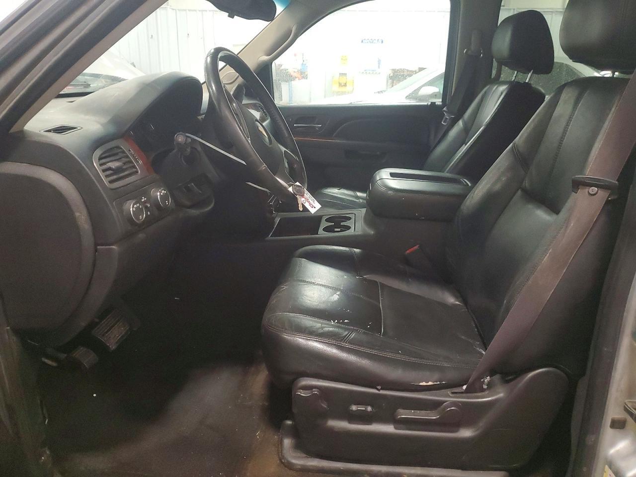 2012 Chevrolet Suburban K1500 lt