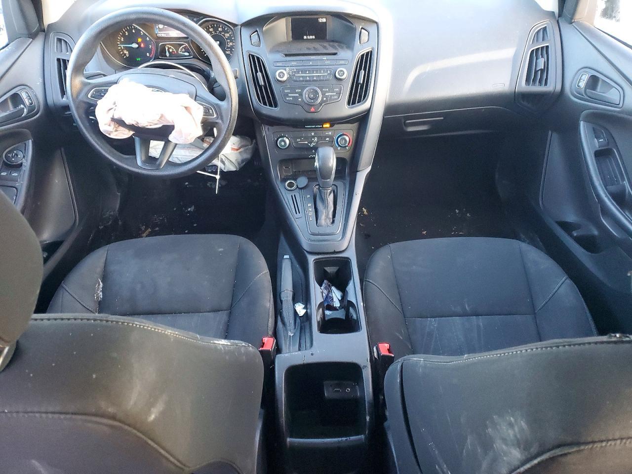 2016 Ford Focus s