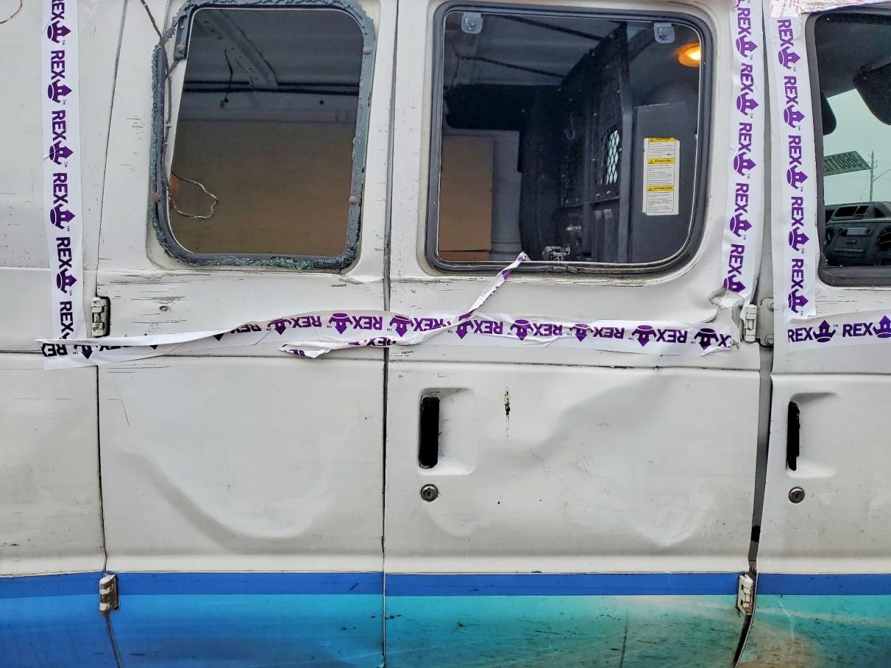 2009 Ford E250 Delivery van