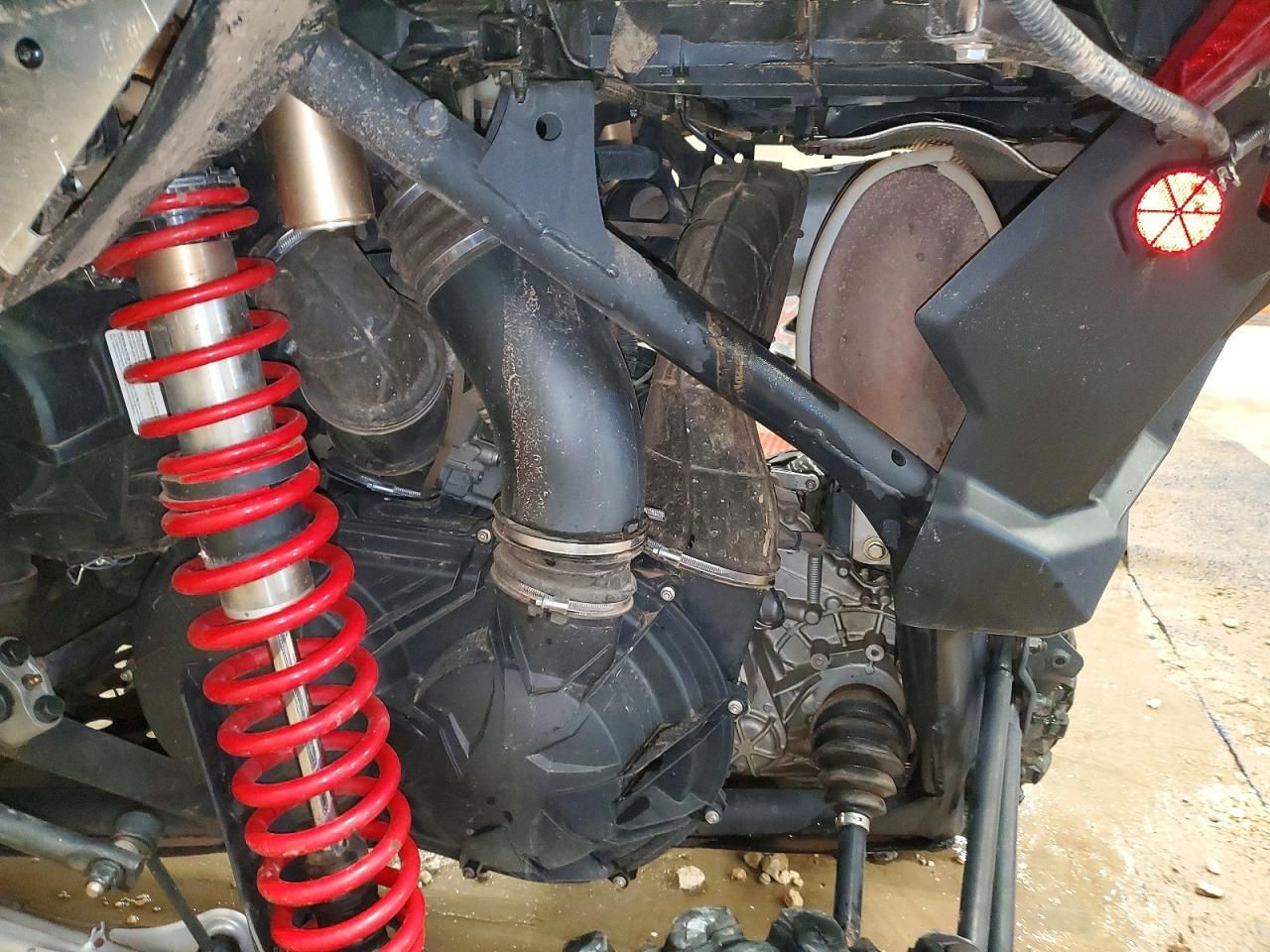 2024 Can-Am Maverick X-Utility Vehicle