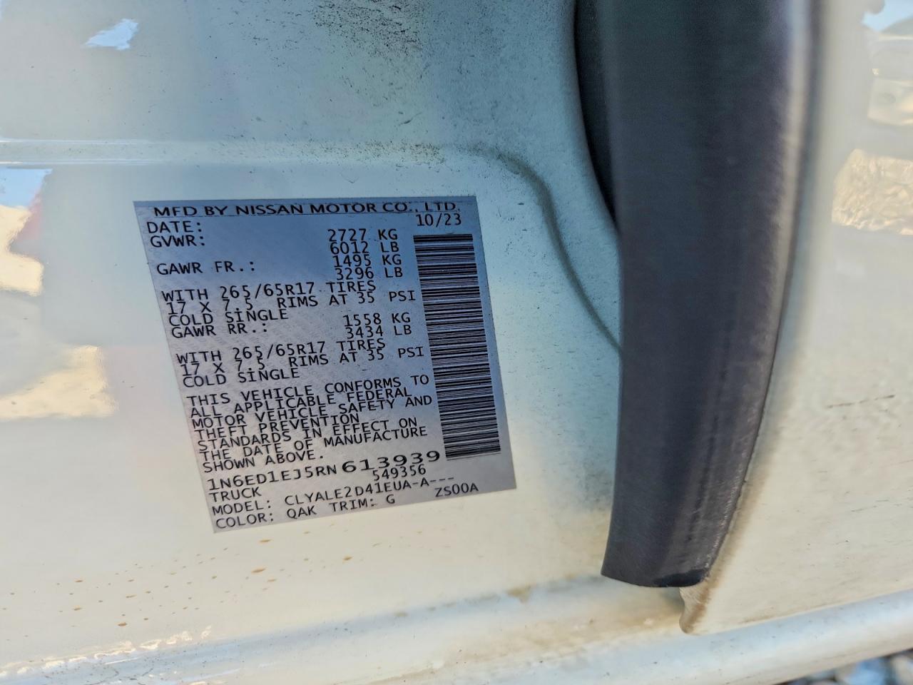 2024 Nissan Frontier SL